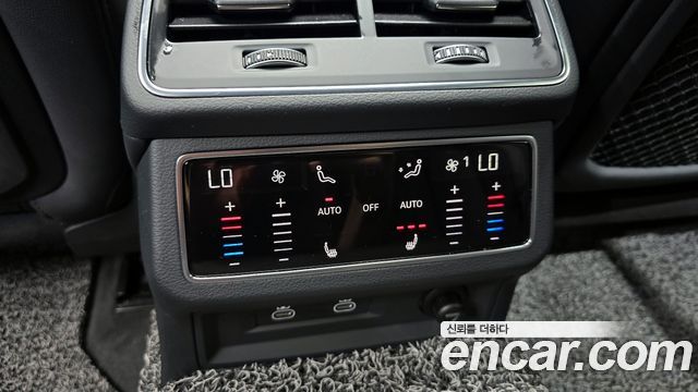 Audi A6 2022 — photo 17