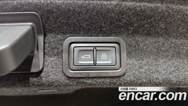 Audi A6 2022 — photo 20