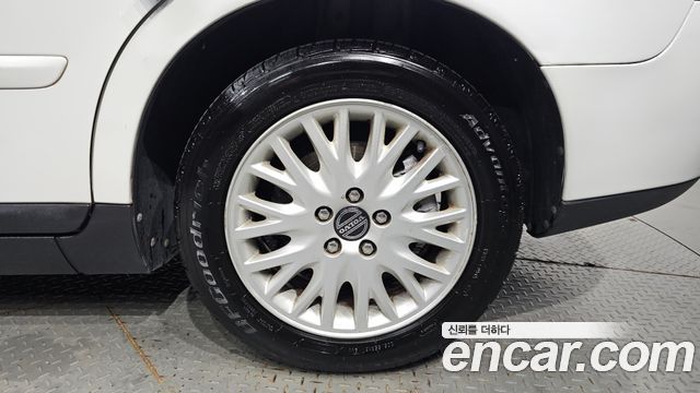Volvo S40 2005 — photo 5