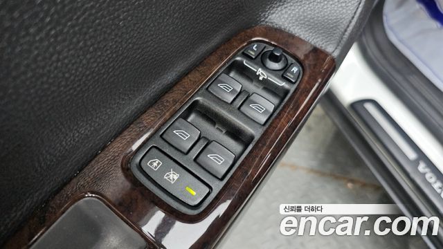 Volvo S40 2005 — photo 14