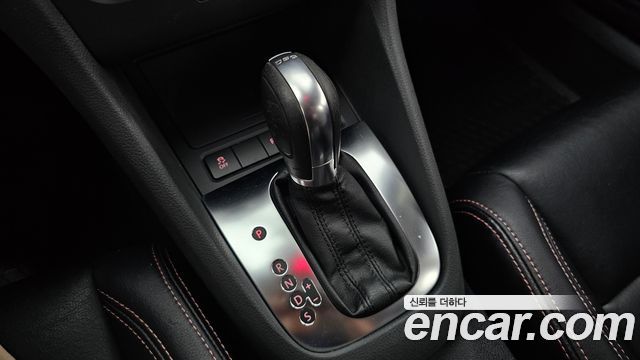 Volkswagen Golf 2012 — photo 9