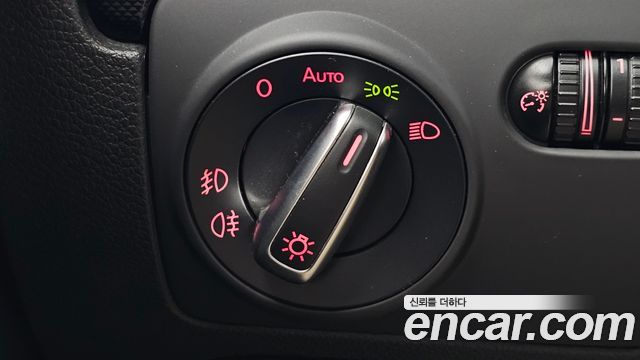 Volkswagen Golf 2012 — photo 18