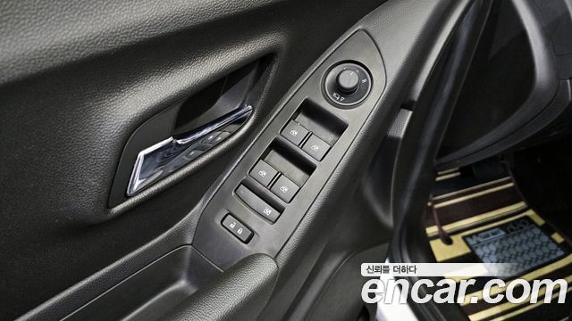 Chevrolet Korea Trax 2018 — photo 14