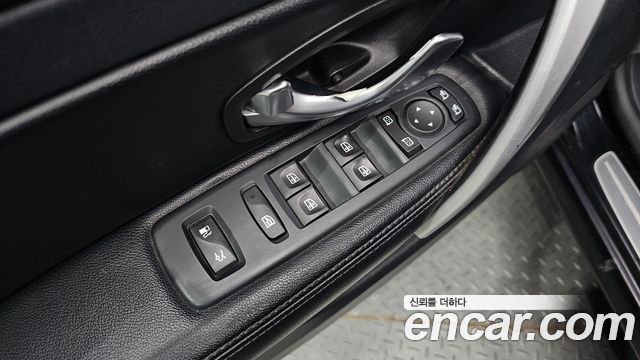 Renault Korea SM5  2011 — photo 18