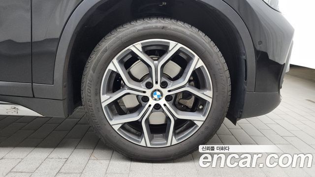 BMW X1 2022 — фото 5