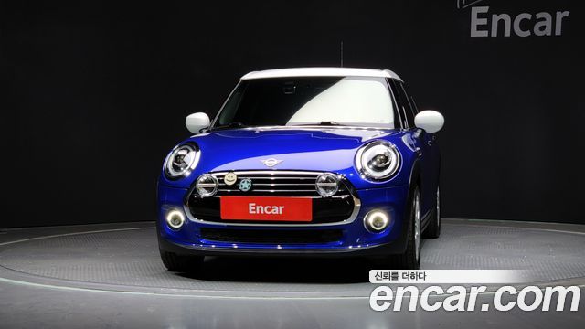 Mini Cooper 2020 — photo 3