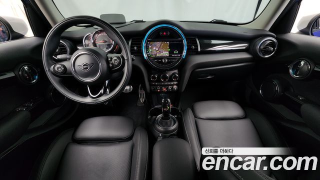 Mini Cooper 2020 — photo 7