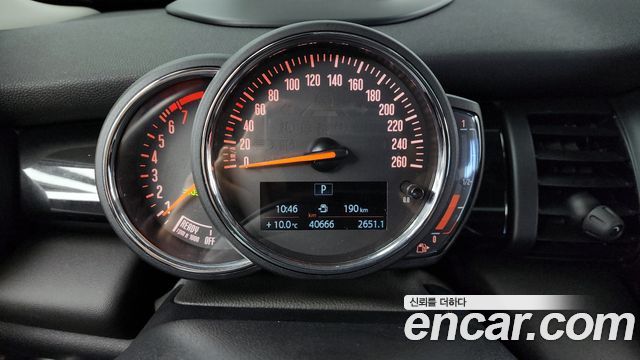 Mini Cooper 2020 — photo 8