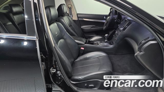 Infiniti G 2013 — photo 11