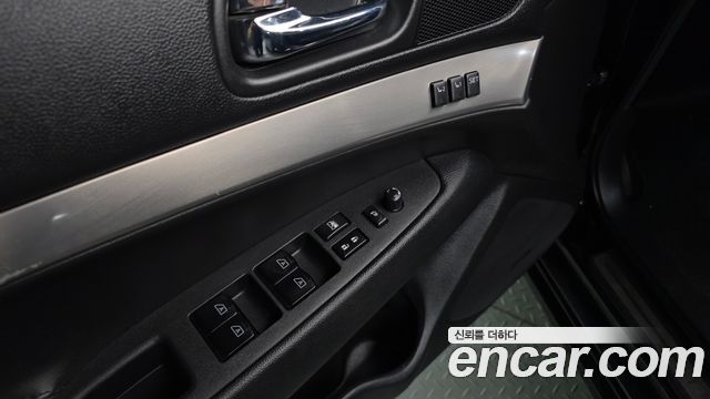Infiniti G 2013 — photo 17