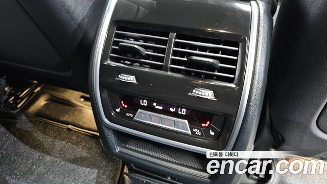BMW X6 2023 — photo 19