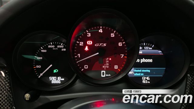 Porsche Macan 2018 — photo 8