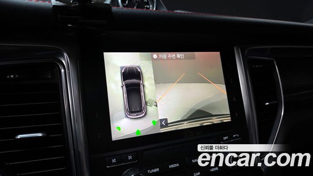 Porsche Macan 2018 — photo 15
