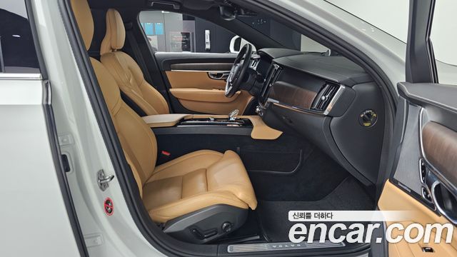 Volvo S90 2021 — photo 11