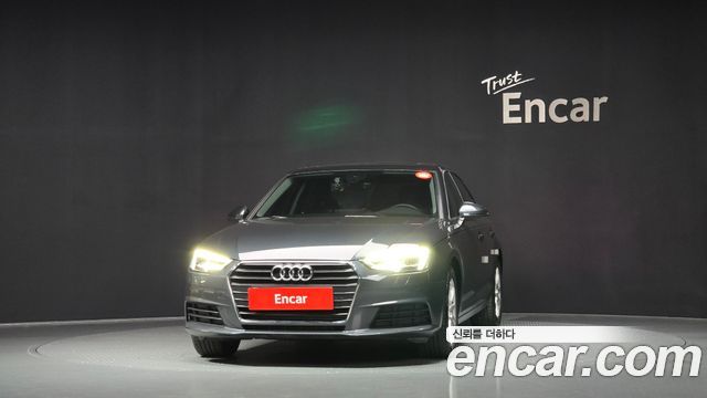 Audi A4 2019 — photo 3