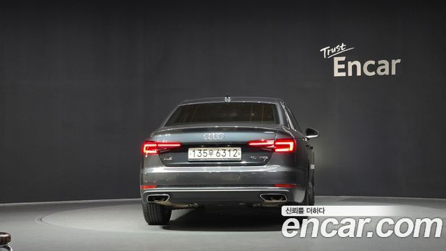 Audi A4 2019 — photo 4
