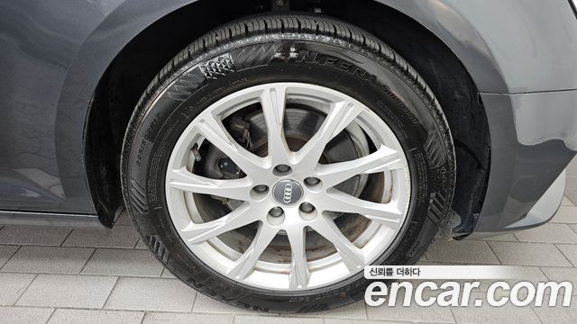 Audi A4 2019 — photo 5