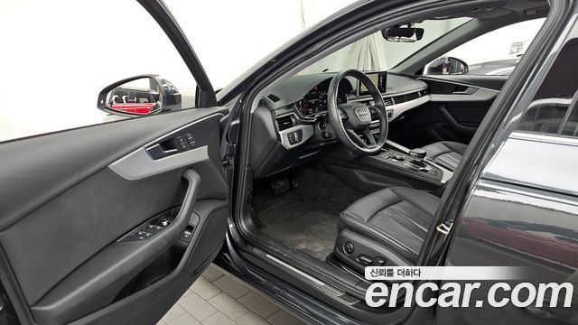 Audi A4 2019 — photo 10