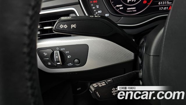 Audi A4 2019 — photo 14