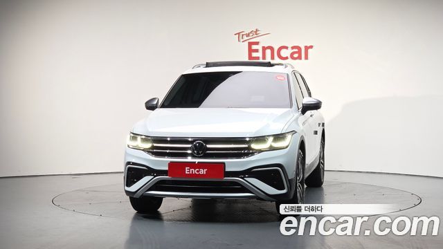 Volkswagen Tiguan 2023 — photo 3
