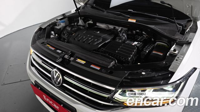 Volkswagen Tiguan 2023 — photo 6