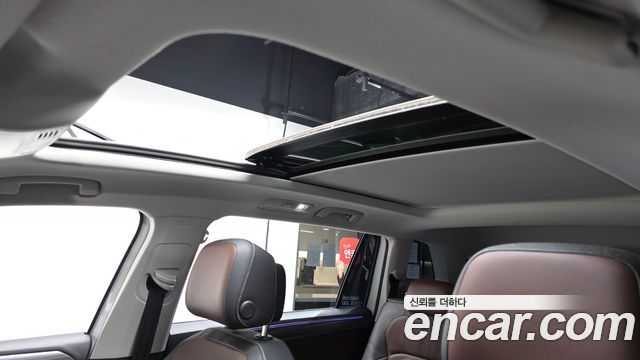 Volkswagen Tiguan 2023 — photo 19