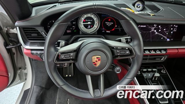 Porsche 911 2024 — photo 13