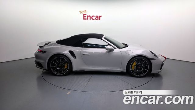Porsche 911 2024 — photo 19