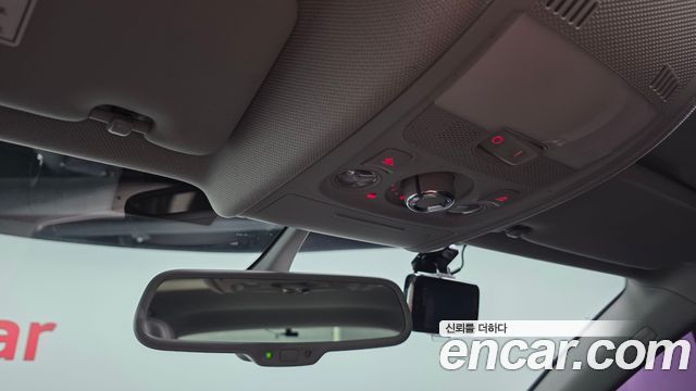Audi A4 2016 — photo 19