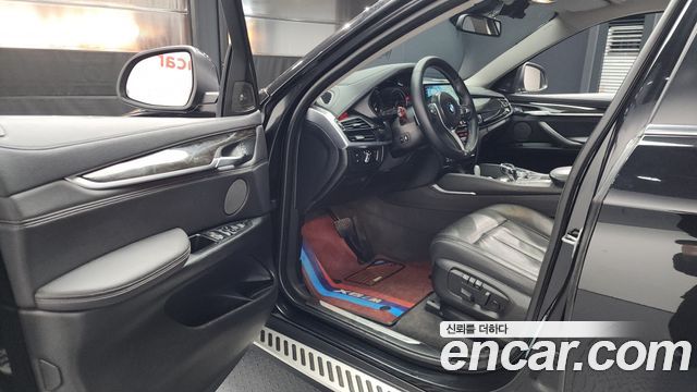 BMW X6 2018 — photo 10