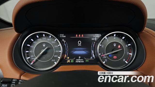 Maserati Levante 2022 — photo 8