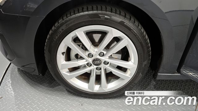 Audi A3 2023 — photo 5