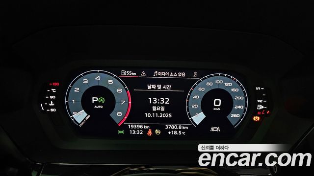 Audi A3 2023 — photo 8
