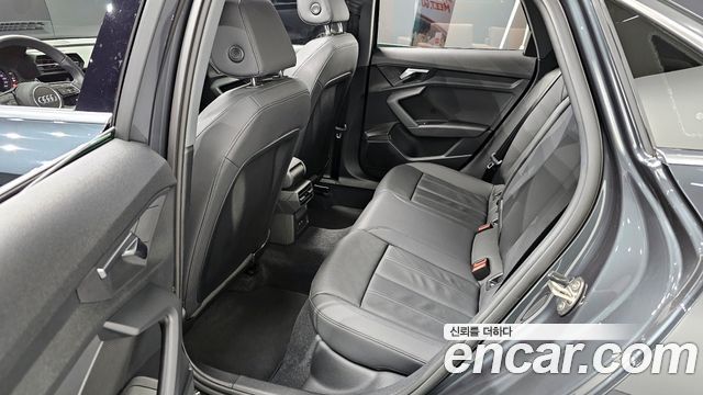 Audi A3 2023 — photo 12
