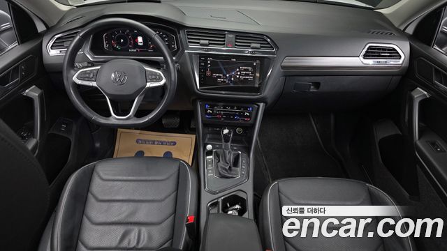 Volkswagen Tiguan 2023 — photo 7
