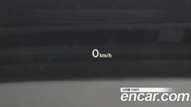 Volkswagen Tiguan 2023 — photo 17