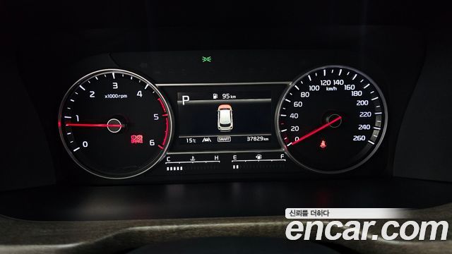 Kia Sorento 2023 — photo 8