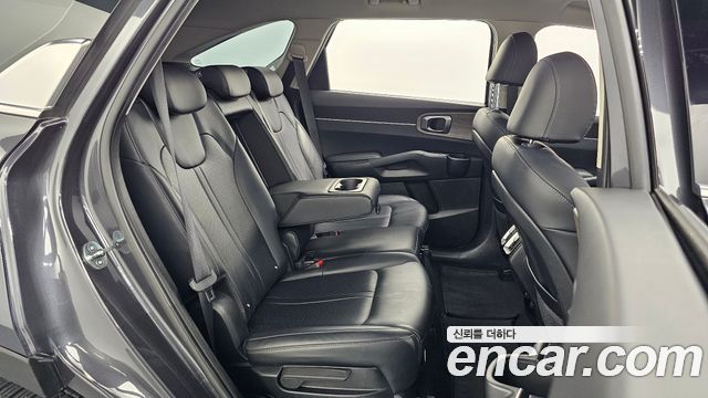 Kia Sorento 2023 — photo 12