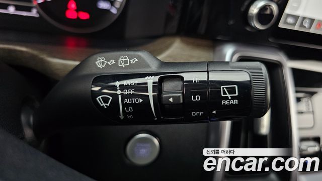 Kia Sorento 2023 — photo 17
