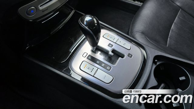 Hyundai Genesis 2012 — photo 9