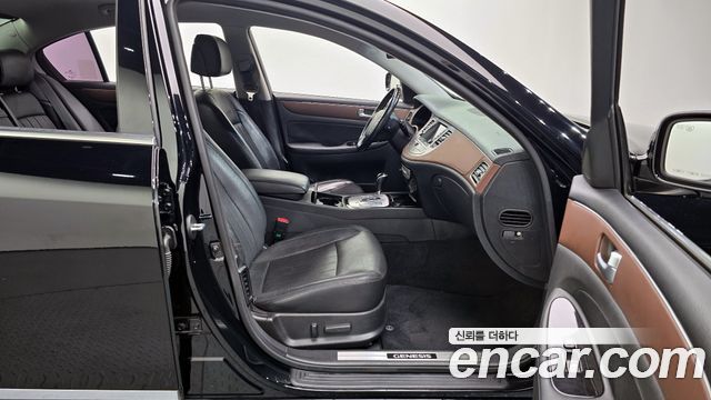 Hyundai Genesis 2012 — photo 10