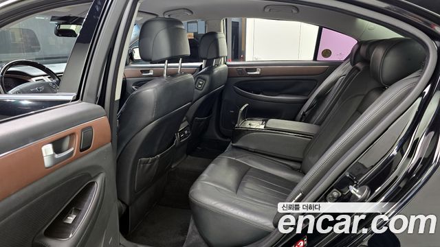 Hyundai Genesis 2012 — photo 13