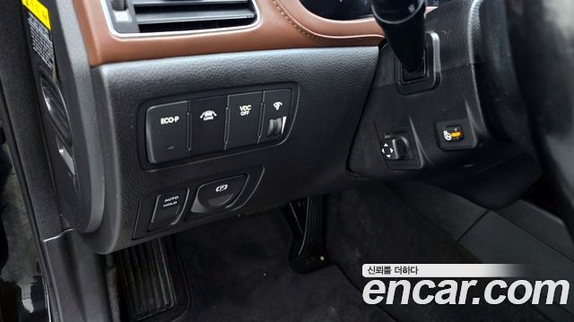 Hyundai Genesis 2012 — photo 15