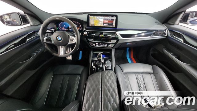 BMW Gran Turismo 2022 — photo 7
