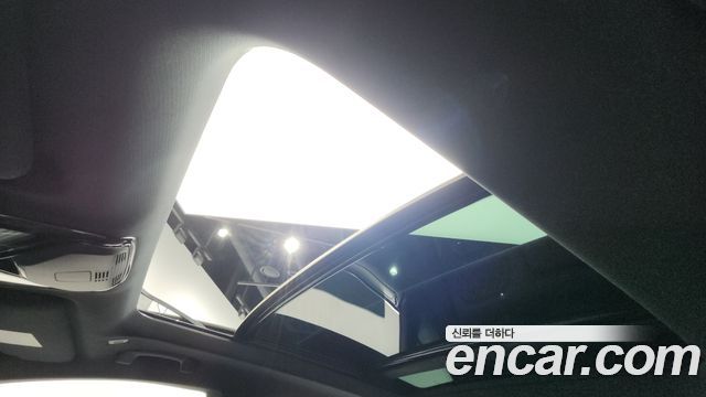 BMW Gran Turismo 2022 — photo 18