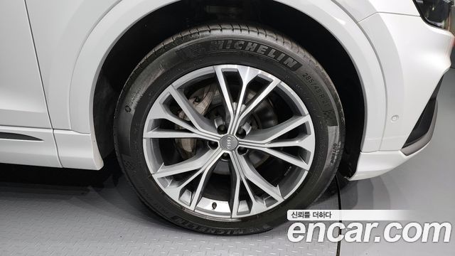 Audi Q8 2020 — photo 5