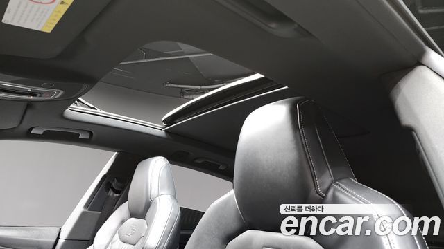 Audi Q8 2020 — photo 19