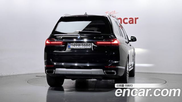 BMW X7 2022 — photo 4