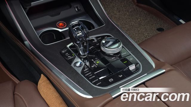 BMW X7 2022 — photo 9