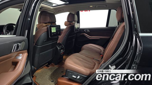 BMW X7 2022 — photo 12